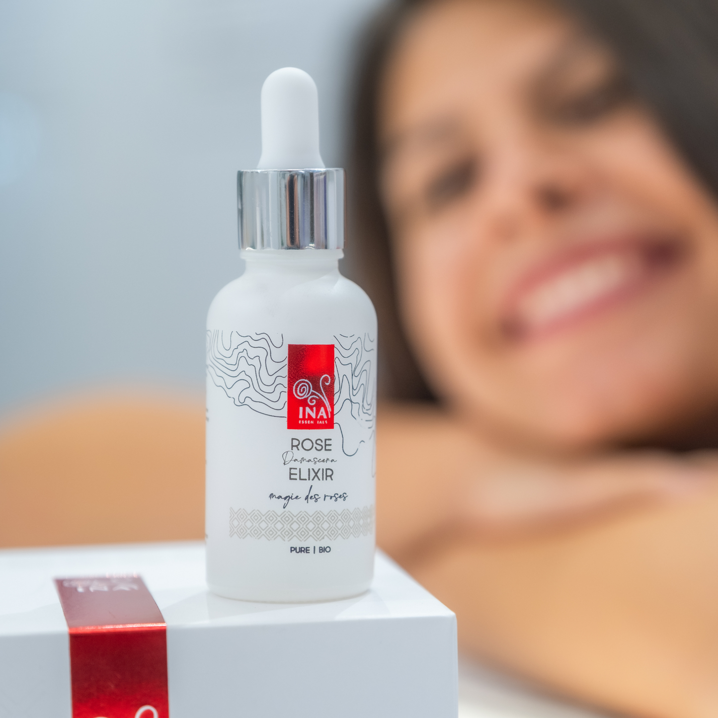 Buy 2 Active Moisturizers, Get 1 Anti-Age Face Serum for Free