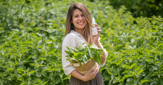 Postpartum hair loss: causes and natural care InaEssentials