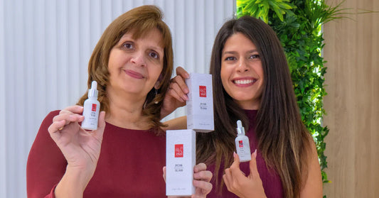 The Family-made Face Serum with Organic Rose Oil