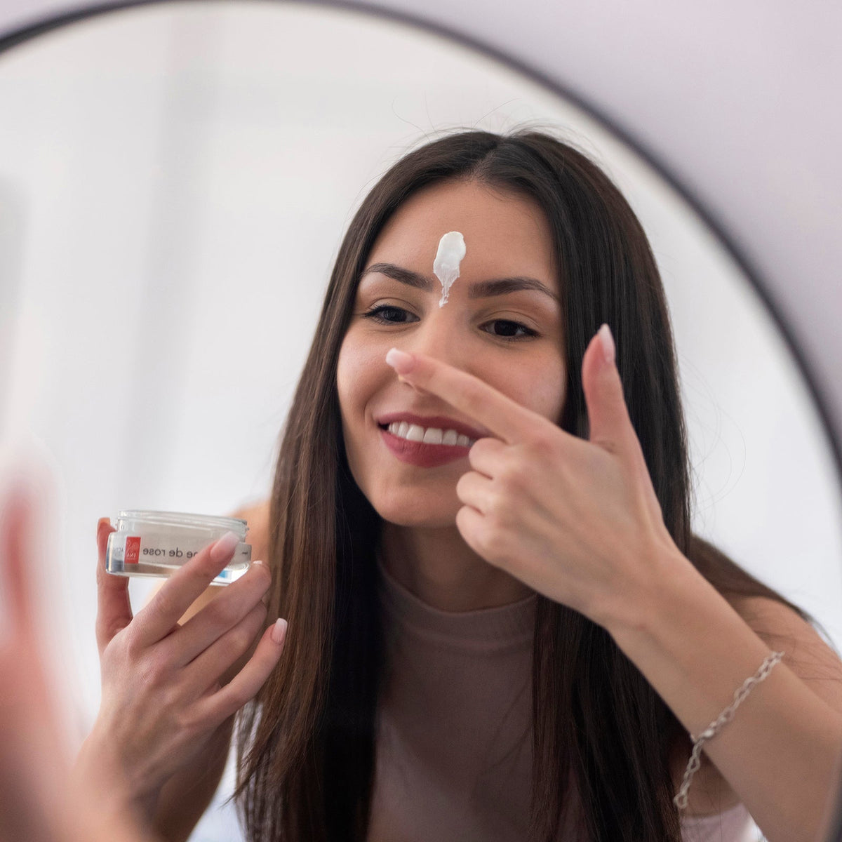 Buy 1 Moisturizing Day Face Cream and 1 Anti-Age Serum, Get 1 Eye Cream Free