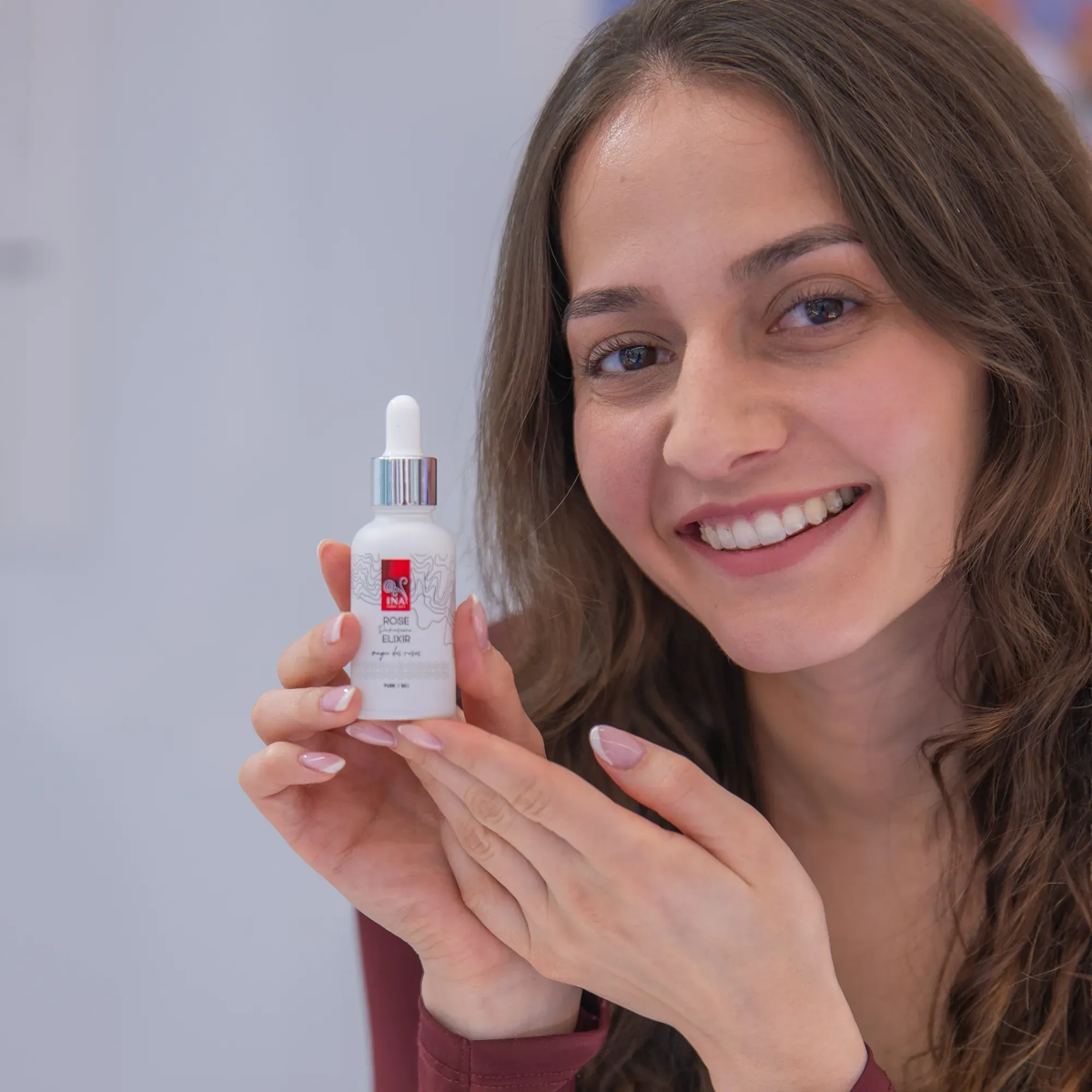Buy 1 Moisturizing Day Face Cream and 1 Anti-Age Serum, Get 1 Eye Cream Free